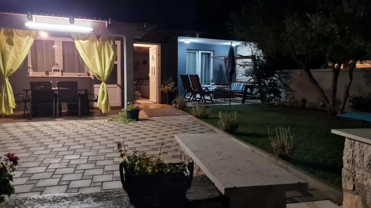 Вілла A24-House Медулин Екстер'єр фото